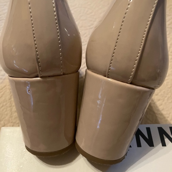 Anne Klein Peep-toe Block-heel pumps, Nude - Picture 3 of 5